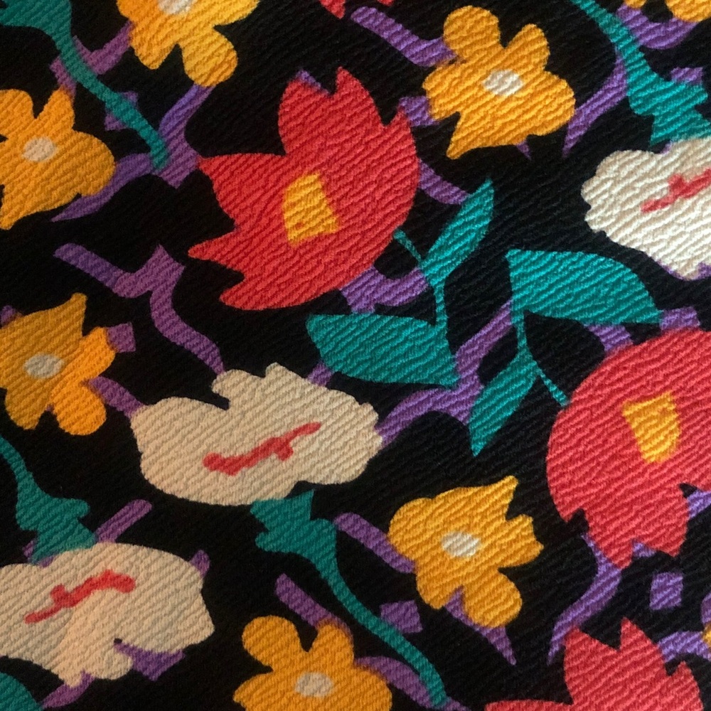 LuLaRoe size large Vibrant Floral Skirt Yellow Purple - Picture 2 of 3